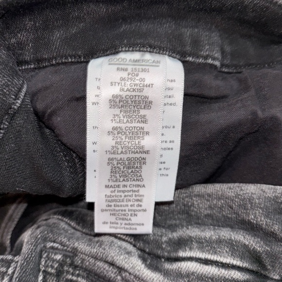 ✨NWT Good American Good Waist Crop Distress Knee - Picture 8 of 11
